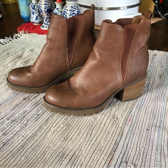 Mia Shoes Shoes - VTG 90s MIA Platform Boots 7.5 Leather Chunky Heel